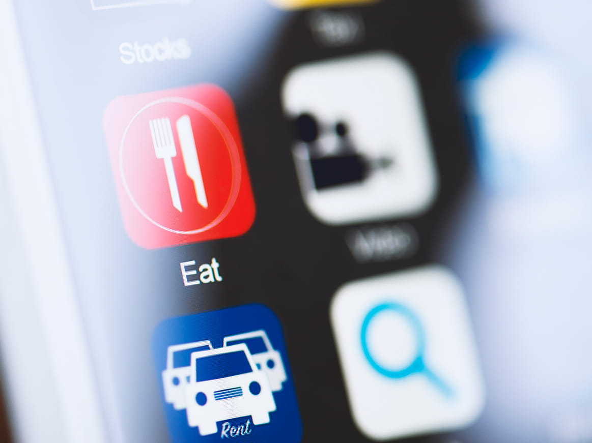 Restaurant app on smartphone image