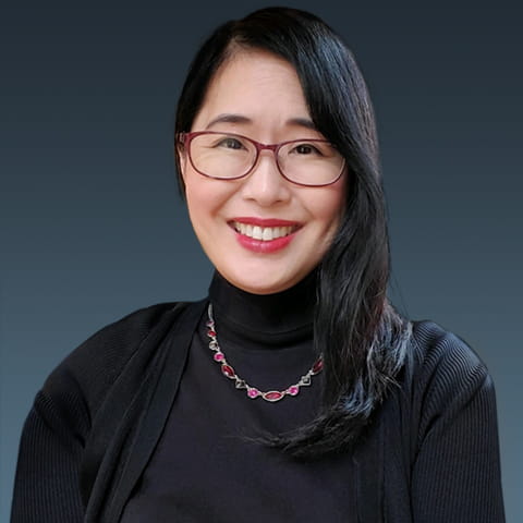 Naya Pearlman headshot