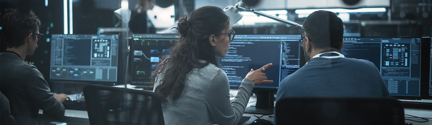 digital forensics team working together