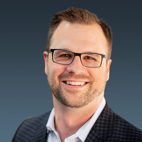 Robert Henn headshot Robert Henn headshot